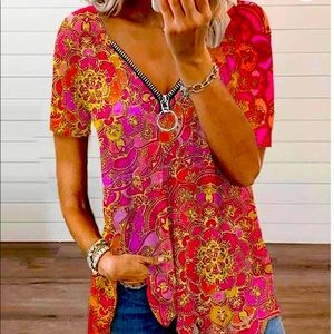 GORGEOUS Woman’s Top With Fun Front Zipper!